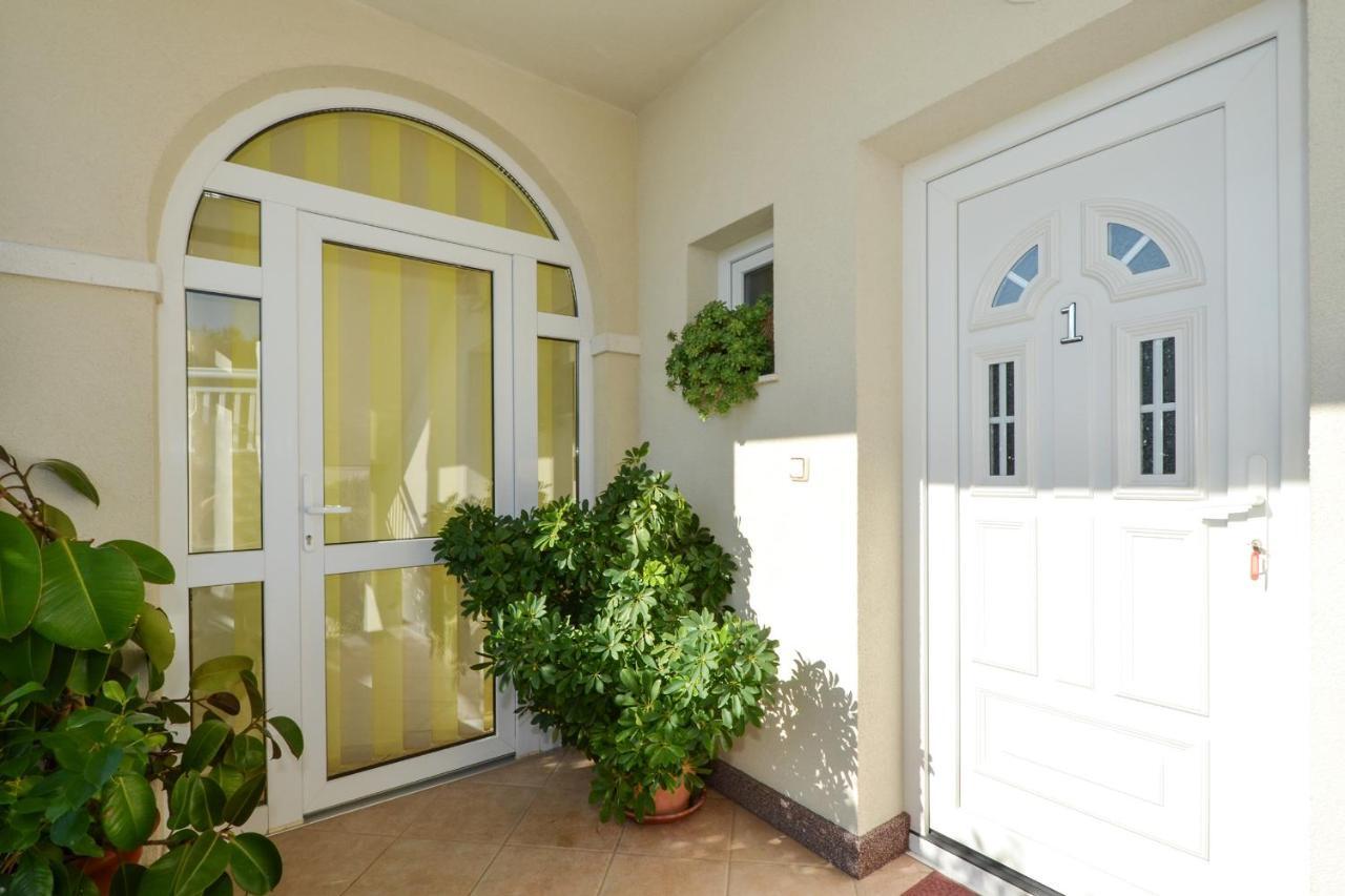 Apartment Una Seget Vranjica Exteriér fotografie